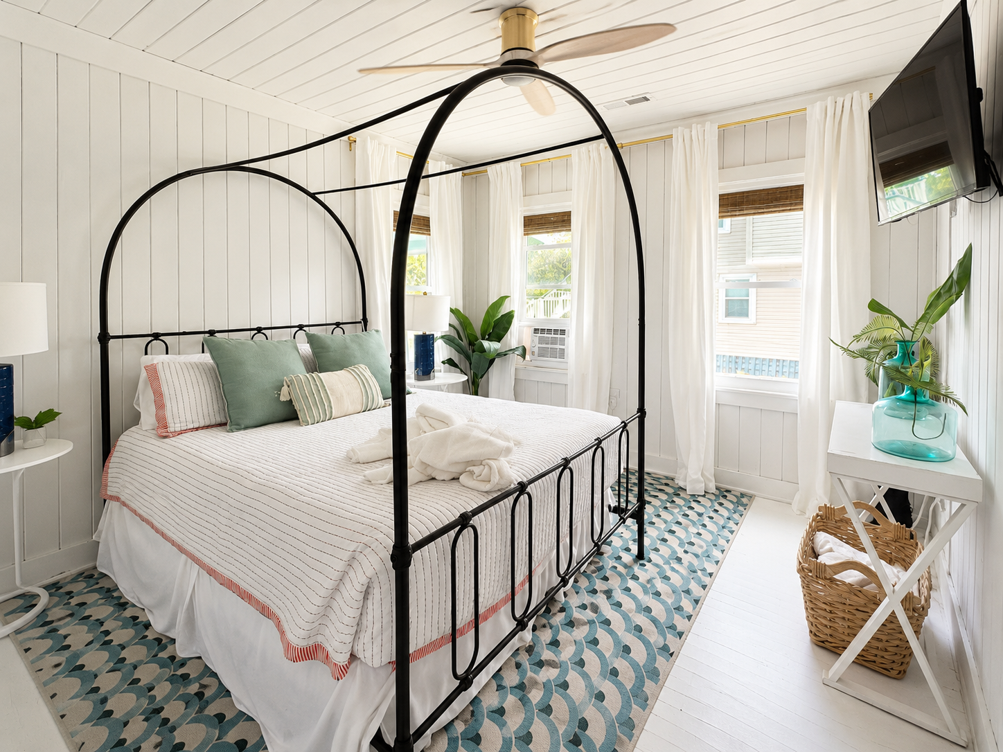 Queen Bedroom at The Blue Anchor